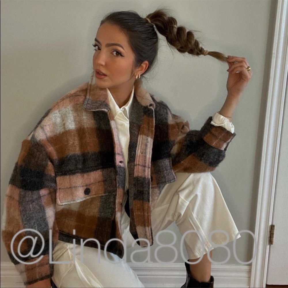 🔴SOLD🔴 ZARA CROPPED PLAID JACKET - Picture 2 of 8